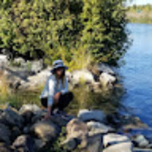 Meet your Posher, Yenni